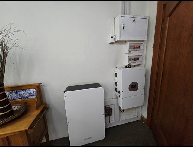 3 BEDROOM FREEHOLD FOR SALE IN ALBERTON NORTH